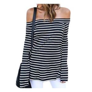 🖤✨ZJCT: Off the shoulder, bell sleeve, side slits